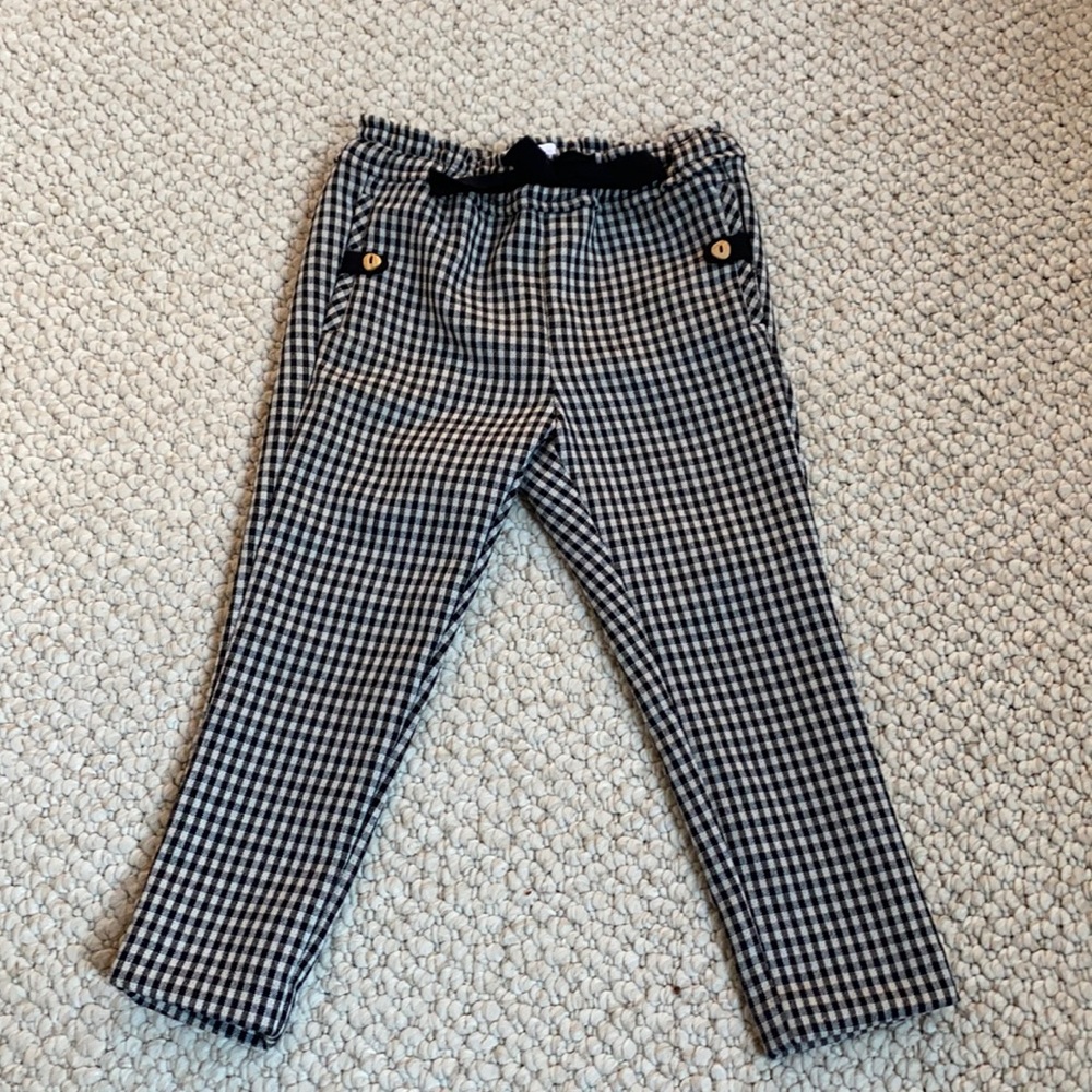 Black and white check Zara toddler pants, so cute!